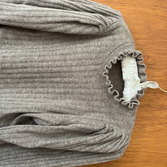 Cashmere super soft Bloused sleeve sweater. - Picture 5 of 6